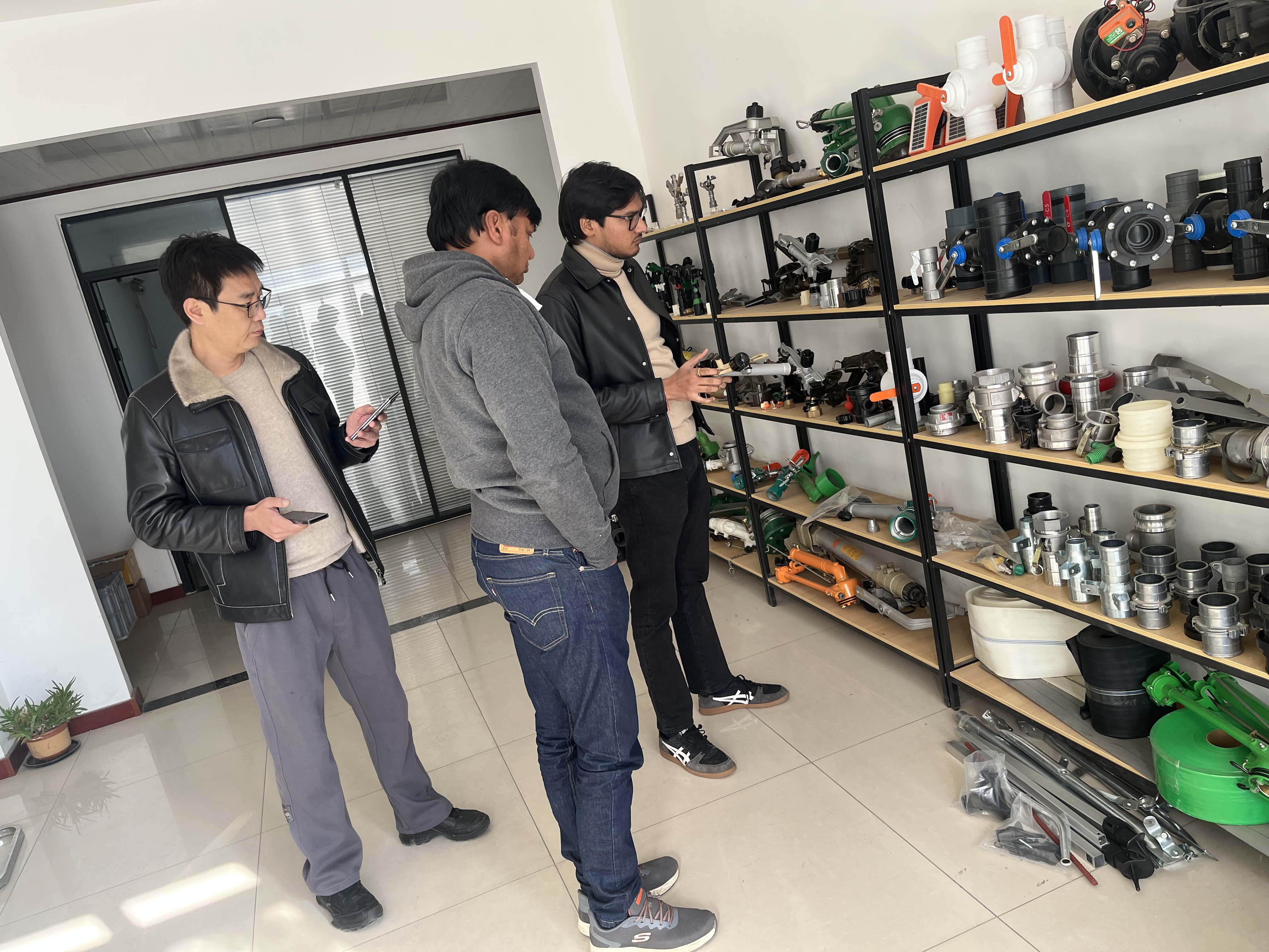 安康NS40 涡轮喷枪获客户青睐 洽谈批量合作